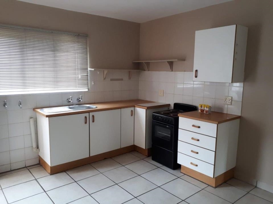 2 Bedroom Property for Sale in Die Bult Western Cape